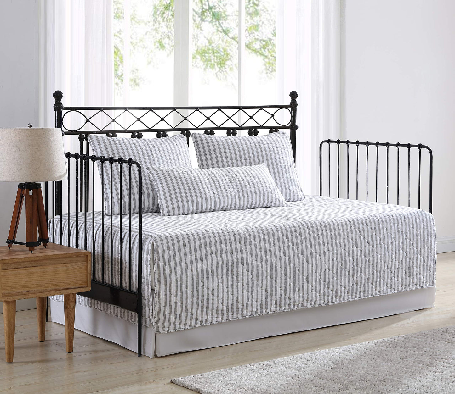 Stone Cottage - Daybed Cover Set with Shams & Breakfast Pillow Cover, Reversible & Lightweight Bedding, Pre-Washed for Extra Softness, Willow Way Grey