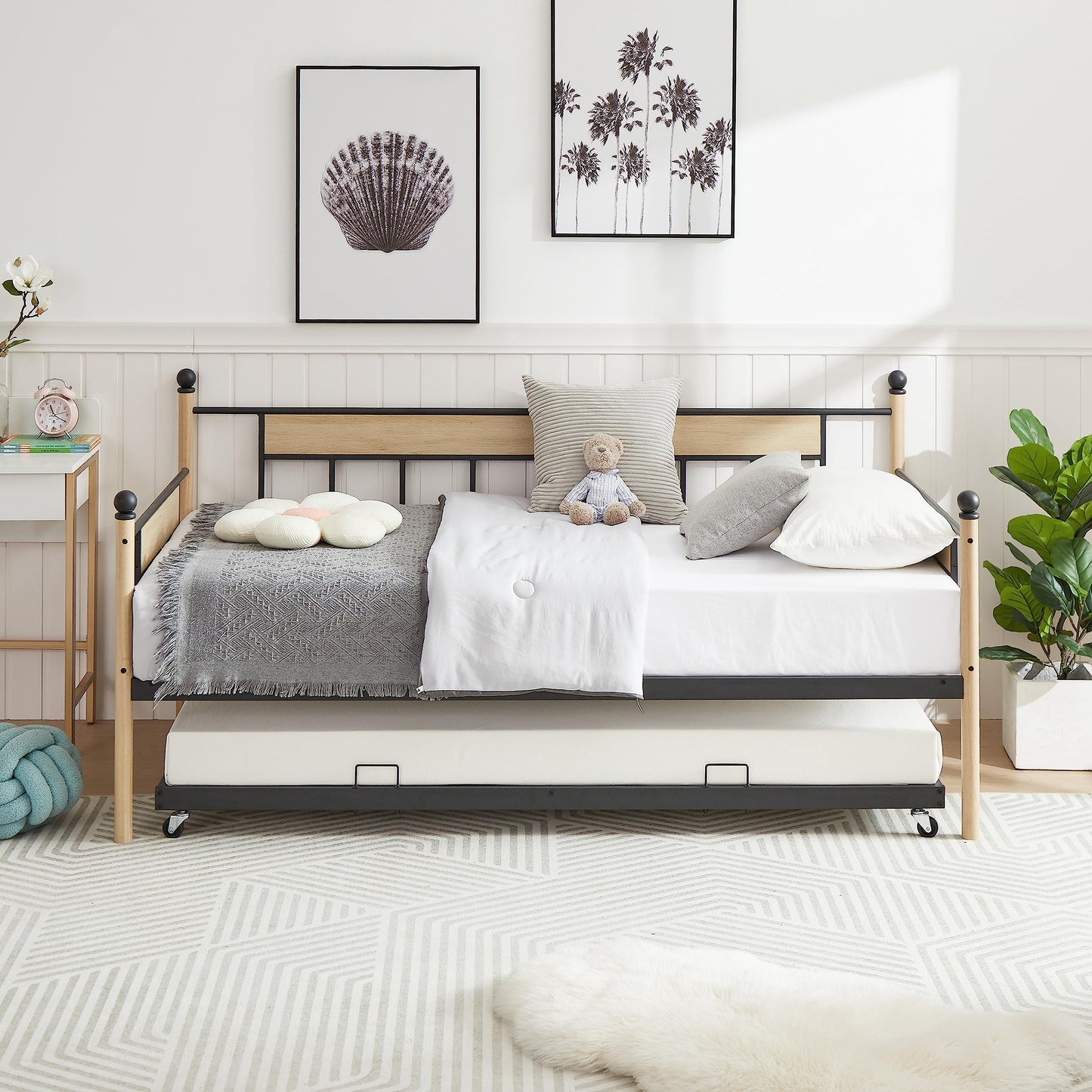 Generic Daybed, Sofa Bed Metal Framed with Trundle Twin Size, Black, 77''L x 40.6'' W x 14.5'' H