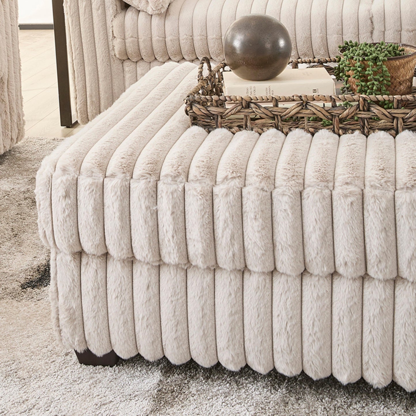 Roundhill Furniture Belvoir Accent Cocktail Ottoman, Beige Champagne
