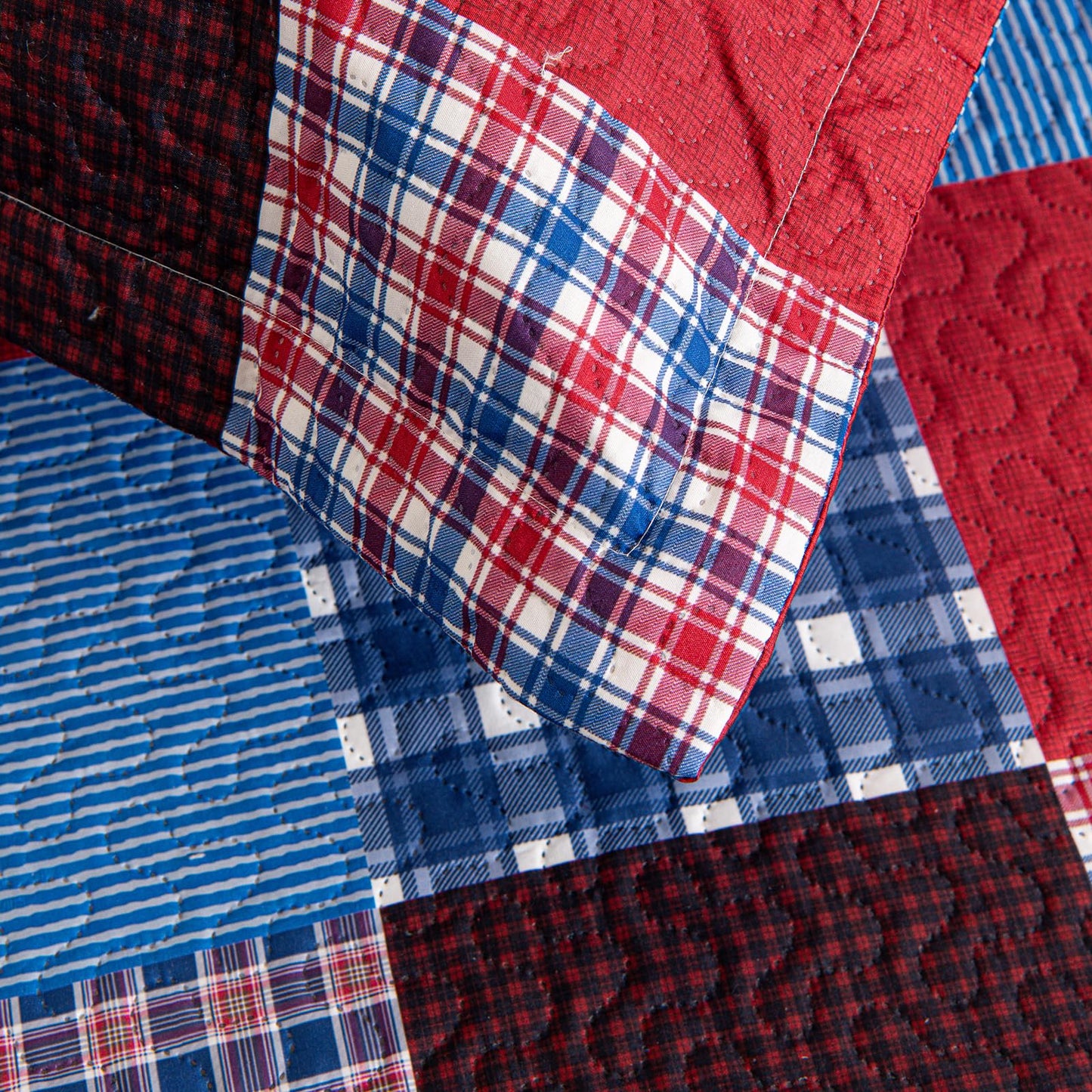 TieyaChkis 5 Piece Plaid Daybed Cover Set Twin Daybed Bedding Sets for All Season Lightweight Plaid Day Bed Comforter with Matching Shams&Decorative Pillows,39"x75"