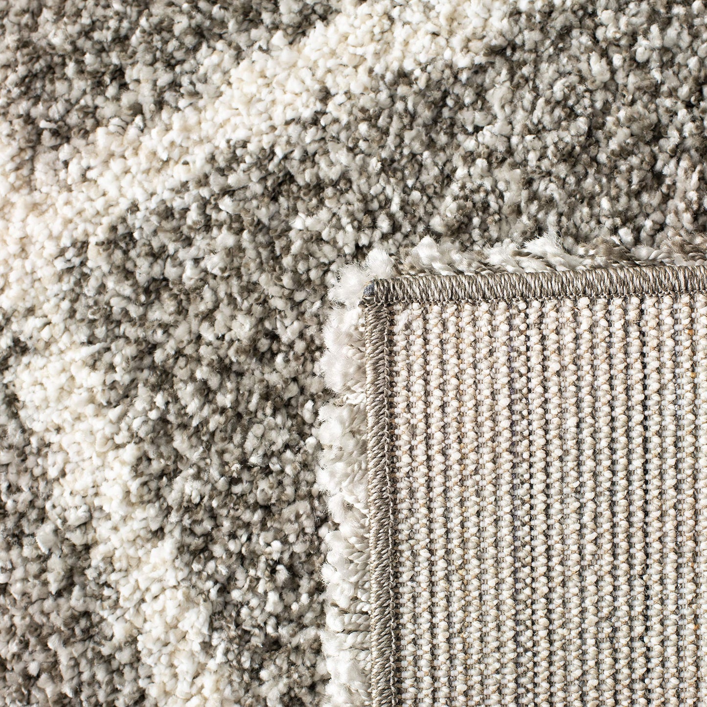 SAFAVIEH Hudson Shag Collection Runner Rug - 2'3" x 6', Grey & Ivory, Modern Trellis Design, Non-Shedding & Easy Care, 2-inch Thick Ideal for High Traffic Areas in Living Room, Bedroom (SGH281B)