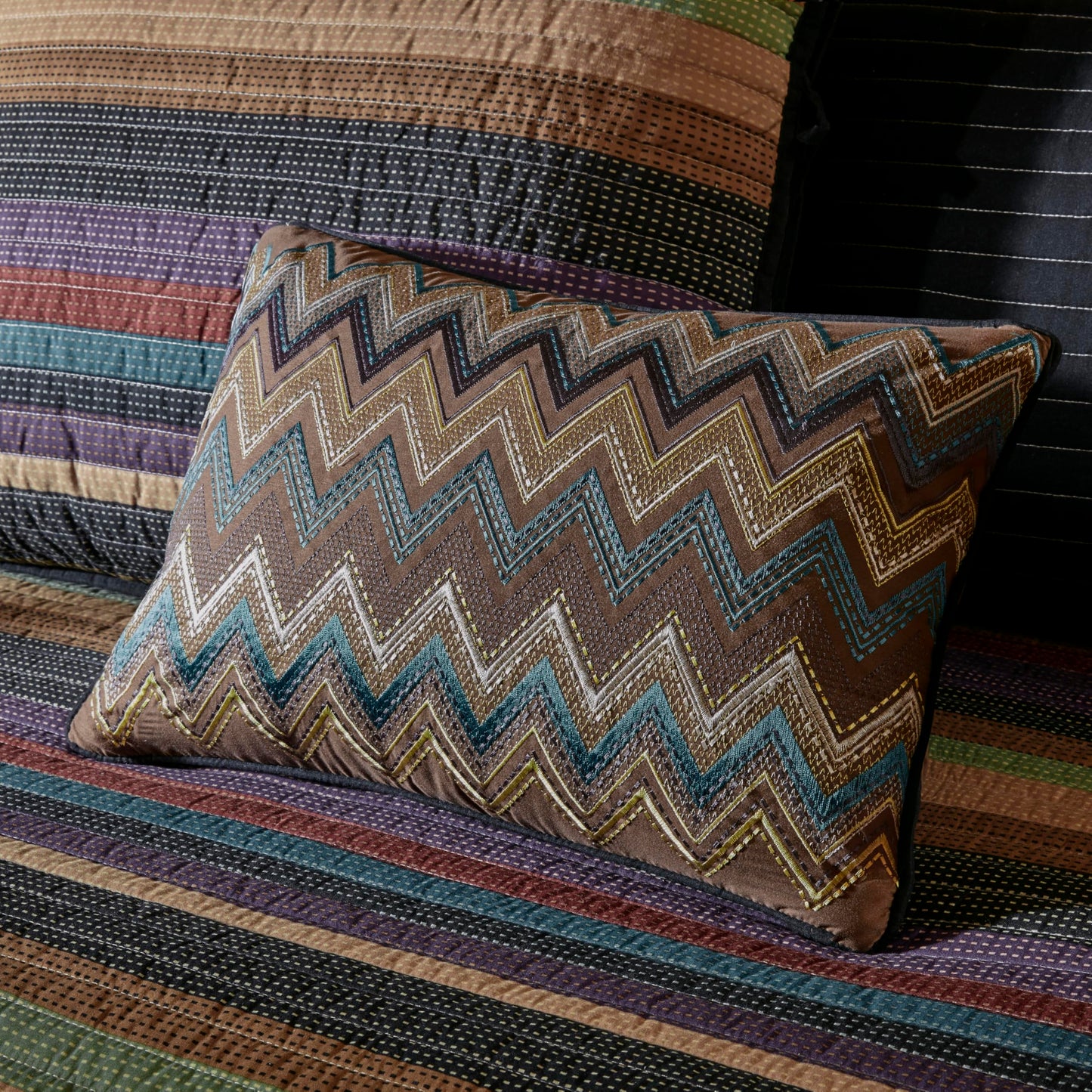 Madison Park Daybed Cover Double Sided Quilting Casual Design All Season Bedding Set with Bedskirt, Matching Shams, Decorative Pillow, 75 in x 39 in, Yosemite, Purple Teal