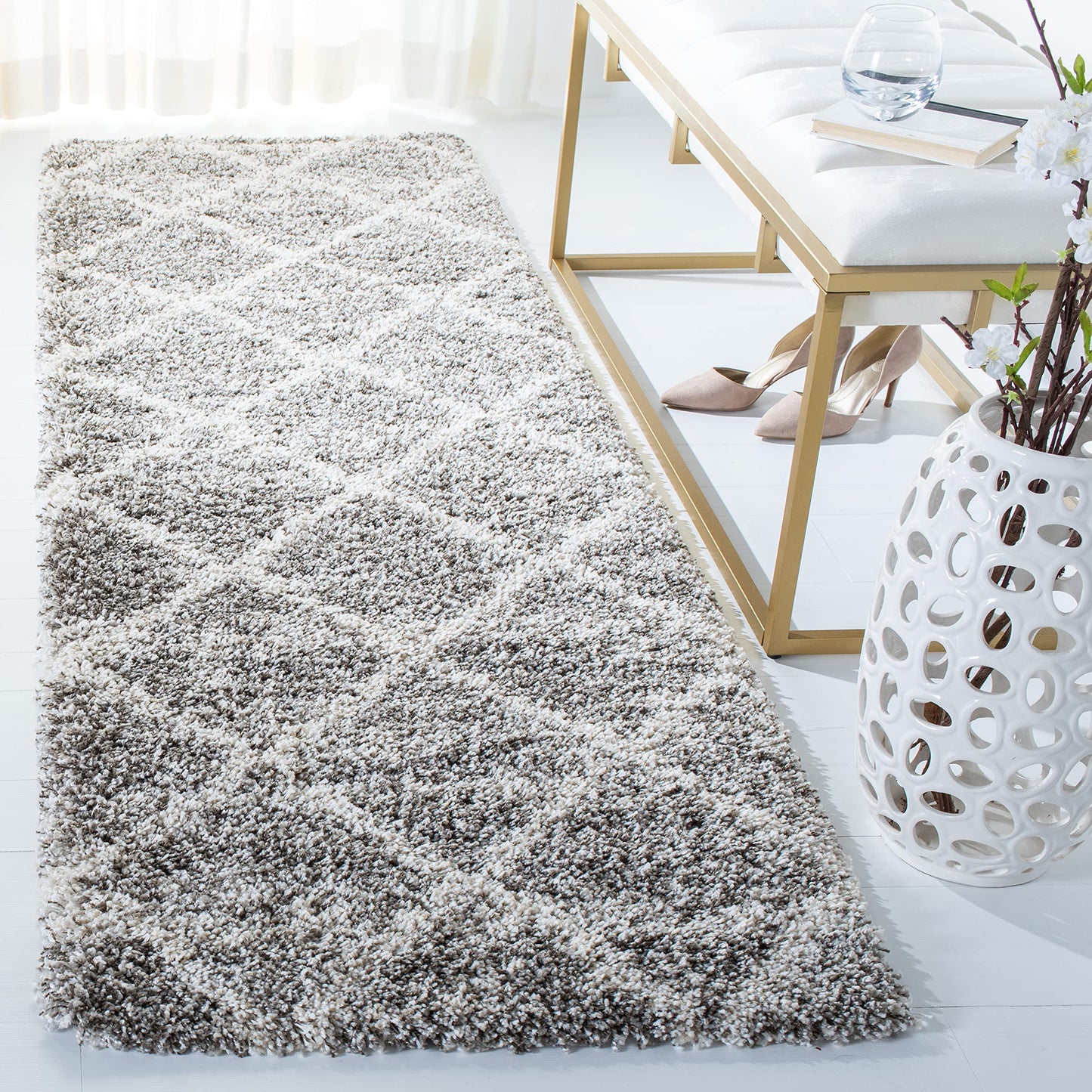SAFAVIEH Hudson Shag Collection Runner Rug - 2'3" x 6', Distressed Grey & Ivory, Trellis Design, Non-Shedding & Easy Care, 2-inch Thick Ideal for High Traffic Areas in Living Room, Bedroom (SGH281K)