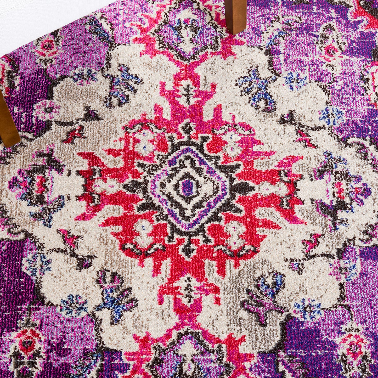 SAFAVIEH Monaco Collection Area Rug - 2'2" x 4', Violet & Fuchsia, Non-Shedding & Easy to Clean, Distressed Medallion Design, Ideal for Front Door, Kitchen, Entryway, Accent Space (MNC243P)